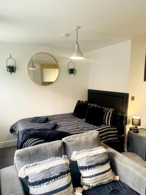 #215 1 Bed Serviced Apartment Derby Exterior foto